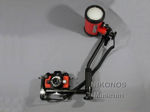 スピードライト SB-103：Nikonos Museum